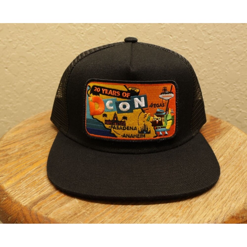 DesignerCon DCon 20 Years Trucker Hat Snapback Pasadena Anaheim Vegas BartBridge
